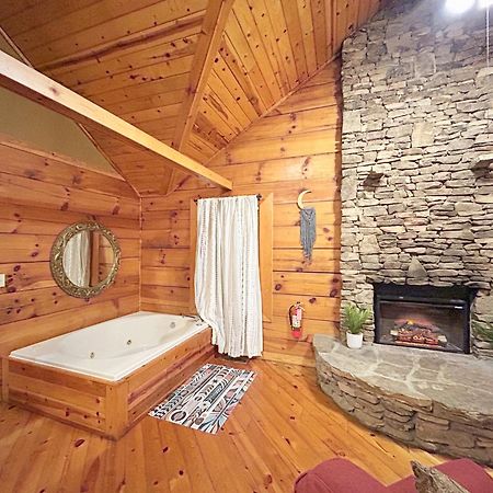 Villa Honeymoon Hideaway Gatlinburg Exterior foto