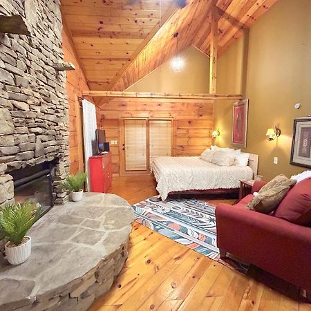Villa Honeymoon Hideaway Gatlinburg Exterior foto