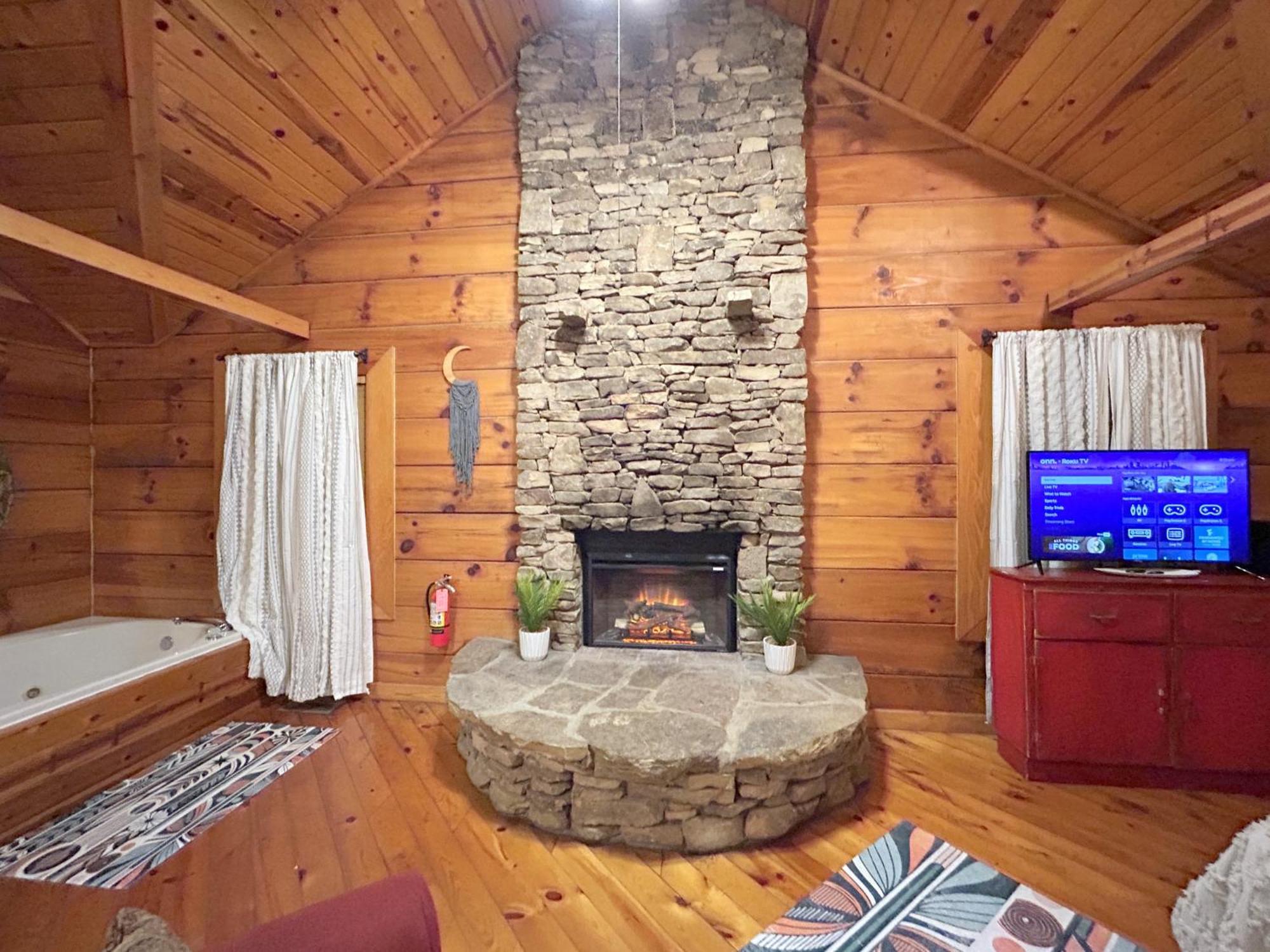 Villa Honeymoon Hideaway Gatlinburg Exterior foto
